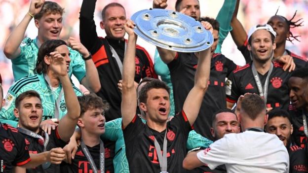 Bayern Munich win tenth straight Bundesliga title after Champions