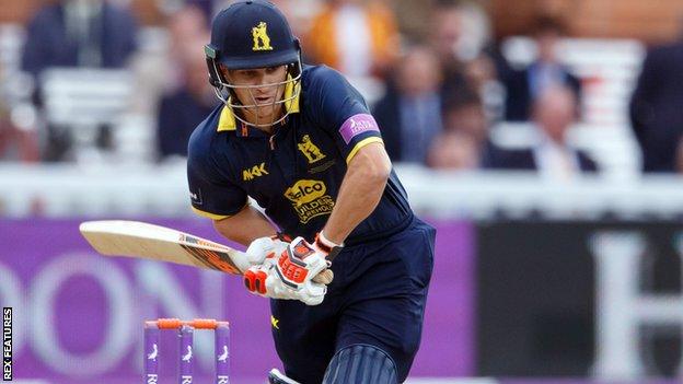 One-Day Cup: Sam Hain helps holders Warwickshire beat Northants - BBC Sport