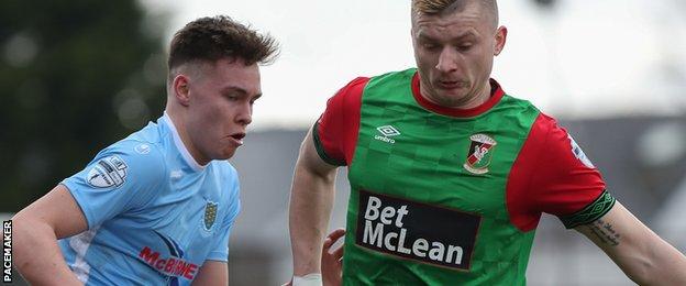 The win over Ballymena puts Glentoran in pole position for a European play-off place