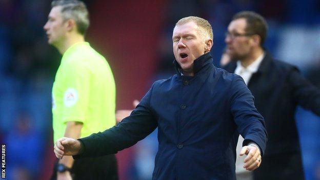 Paul Scholes on the touchline at Oldham