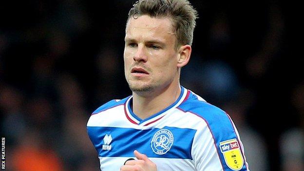 Matt Smith: Millwall sign striker from QPR - BBC Sport