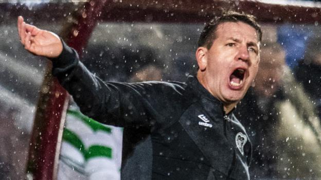 ‘We need this mentality in every game’ – Stendel encouraged despite Hearts defeat