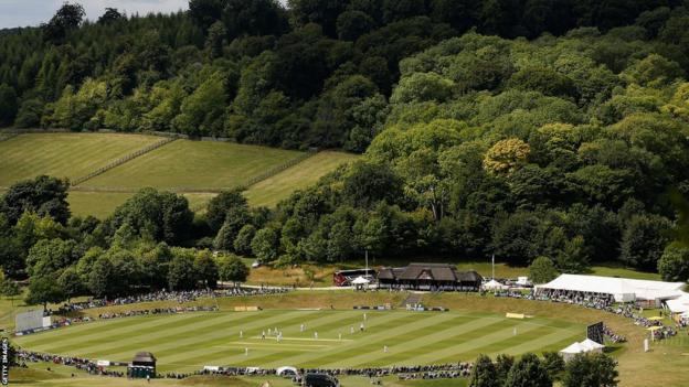 The world's best cricket grounds? Castles, cows and carpets - BBC