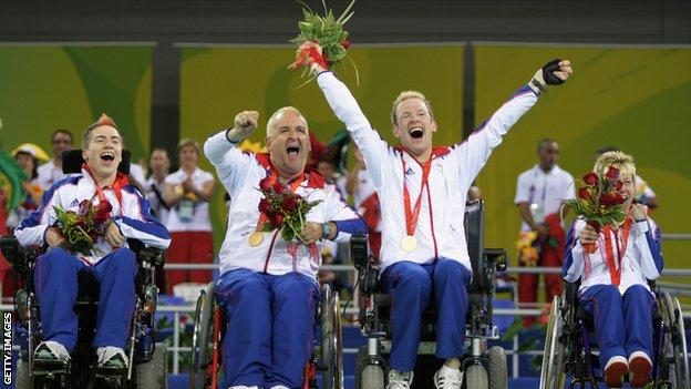 David Smith, Nigel Murray, Dan Bentley and Zoe Robinson celebrate their team gold in Beijing in 2008