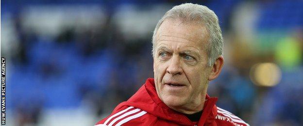 Alan Curtis