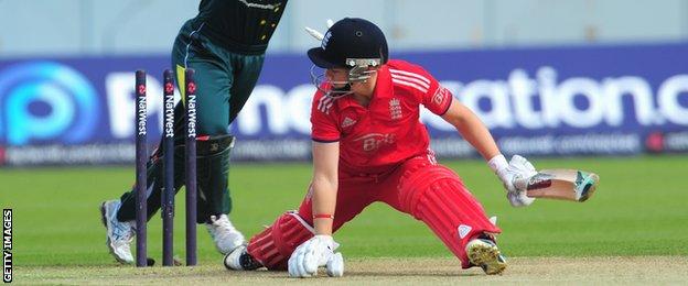 Heather Knight pulls a hamstring as she is caught behind at Chester-le-Street