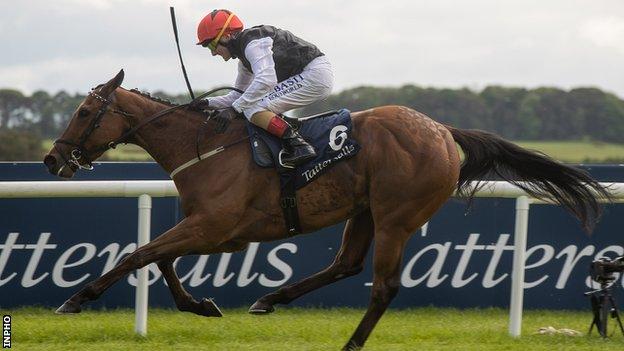 Homeless Songs came from behind to take a dominant win at the Curragh