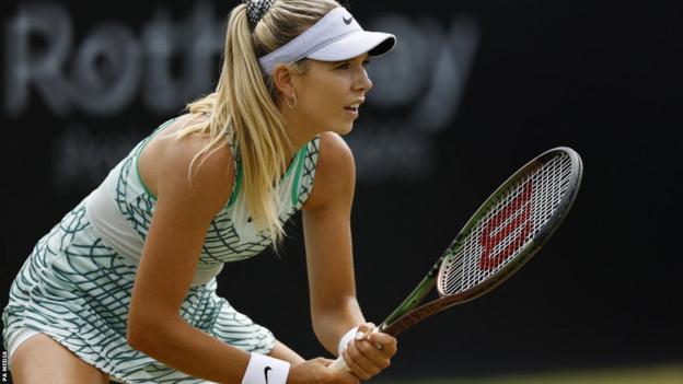 Katie Boulter waiting to person   the ball