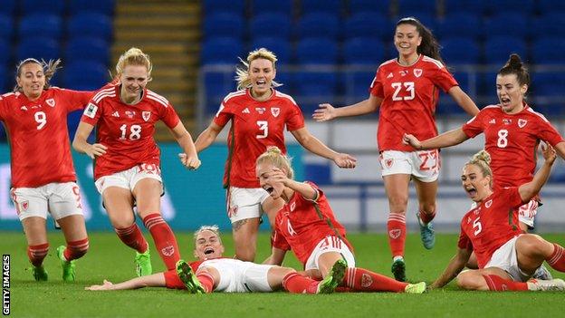 Wales celebrate Jess Fishlock's goal