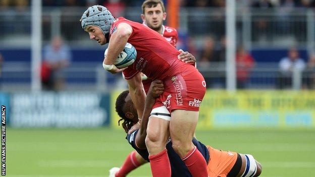 Wales centre Jonathan Davies has taken over the Scarlets captaincy from Ken Owens