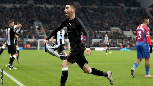 Miguel Almiron celebrates scoring against Crystal Palace