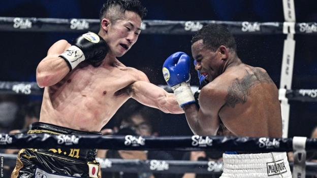 Takuma Inoue in action against Liborio Solis