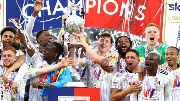 Fulham celebrate winning the Championship last season