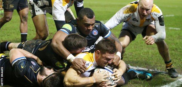 Jimmy Gopperth scores for Wasps