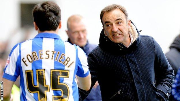 Carlos Carvalhal (right)