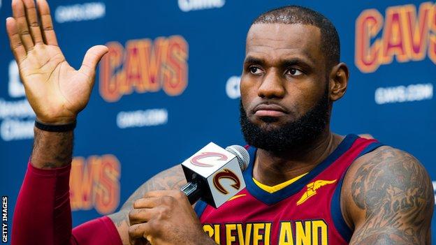 LeBron James is no longer a Cowboys fan because of team's alleged stance on  kneeling during national anthem 