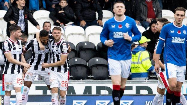 St Mirren players celebrate