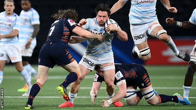 Camille Chat du Racing 92 se dirige vers la ligne d'Édimbourg