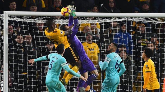 Willy Boly and Martin Dubravka