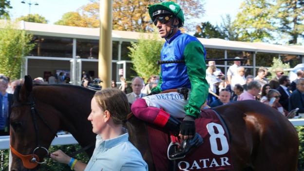Frankie Dettori aboard Free Wind before the 2023 Qatar Prix de l'Arc de Triomphe
