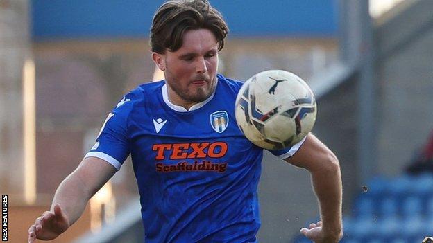 Noah Chilvers: Colchester United job 'not done until mathematically done' -  BBC Sport