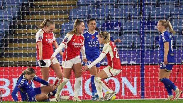 Arsenal Women come from 2-0 down at half time to beat Leicester 6-2 :  r/Gunners