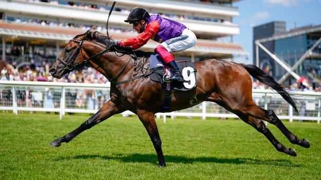 Reach For The Moon, ridden by Frankie Dettori at Newbury