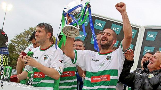 New Saints players celebrate winning the 2016 Welsh Cup