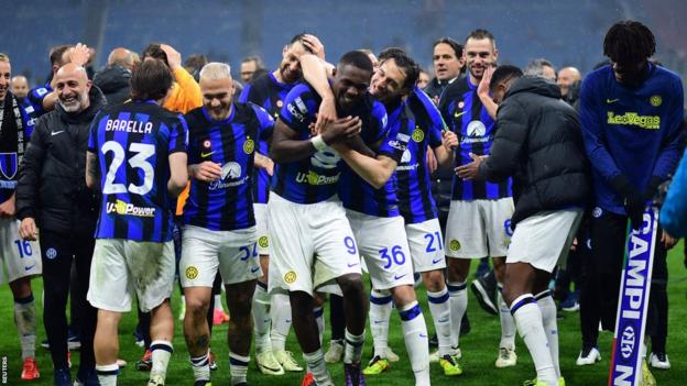 Inter Milan celebrate title