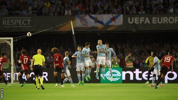 Marcus Rashford scores for Manchester United against Celta Vigo