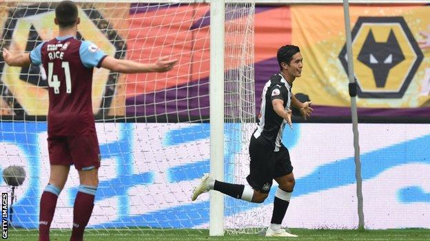 Muto celebrates goal for Newcastle