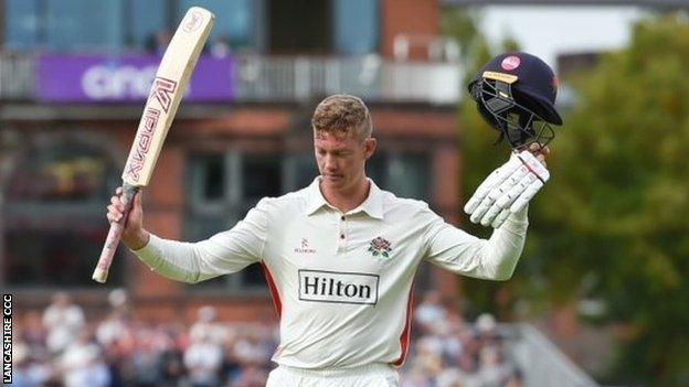 Lancashire fly-half Keaton Jennings is the first player in cricketing history to match four successive Roses to centuries