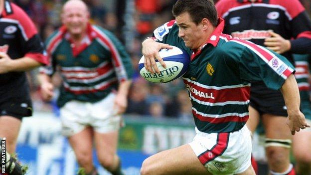 Steve Booth in action for Leicester Tigers in 2001