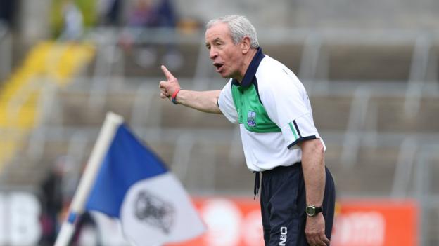 Fermanagh manager Pete McGrath signals his instructions from the sideline
