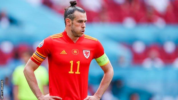 Wales: Gareth Bale and Aaron Ramsey in squad for Belarus and