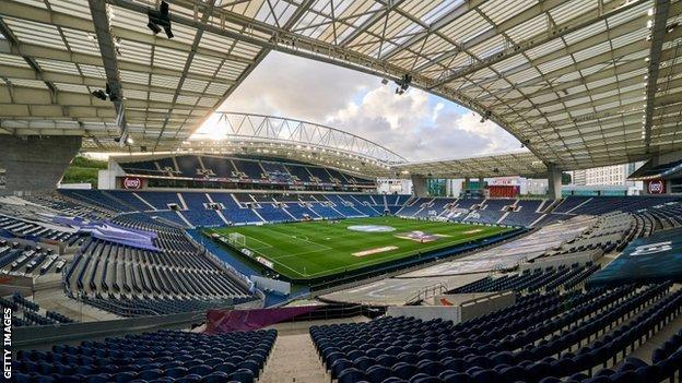Estadio do Dragao, Porto