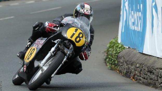 Michael Russell in action during the 2017 Senior Classic TT held over the Isle of Man Mountain Course