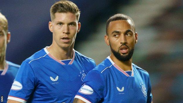 Rangers forward Cedric Itten and Kemar Roofe