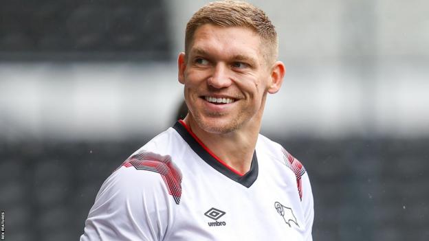 Martyn Waghorn: Derby complete deal for free agent ex-Coventry forward -  BBC Sport