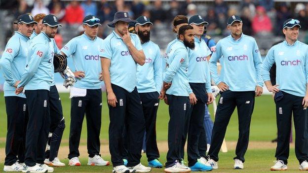 England team await a decision during Sri Lanka ODI