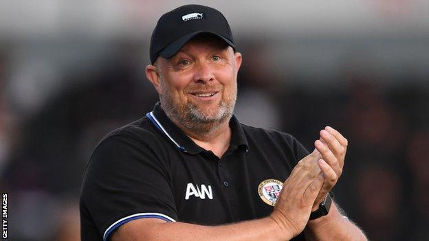 Andy Woodman: Bromley boss turns down approach from Gillingham - BBC Sport