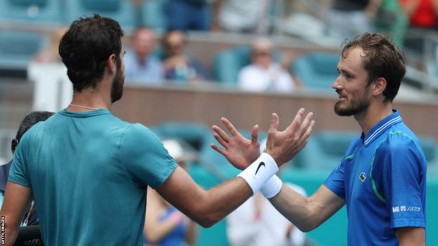 Daniil Medvedev shakes hands with Karen Khachanov after their Miami Open semi-final