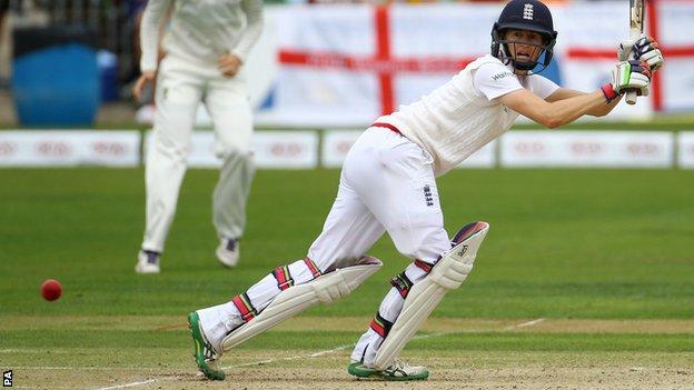 Skysports commentator Lydia Greenway interviews England captain