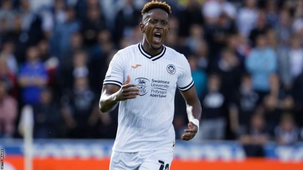 Jamal Lowe in action for Swansea