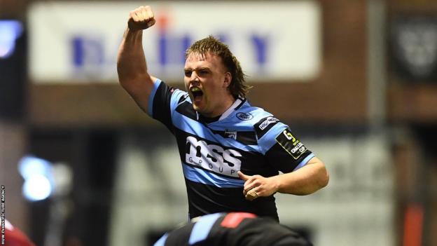 Cardiff hooker Kristian Dacey celebrates victory against Sale