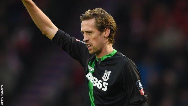 Peter Crouch: Stoke City striker happy to fight for place - BBC Sport