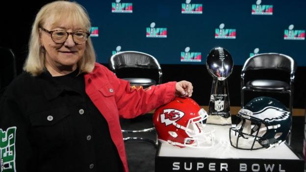 Petition calls for Donna Kelce to do Super Bowl 57 coin toss