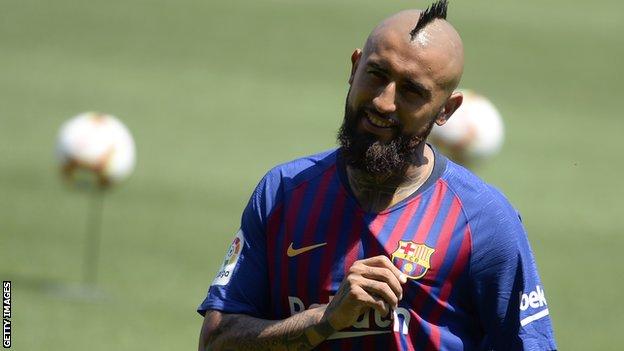 Arturo Vidal agrees switch from Bayern Munich to Barcelona – India TV