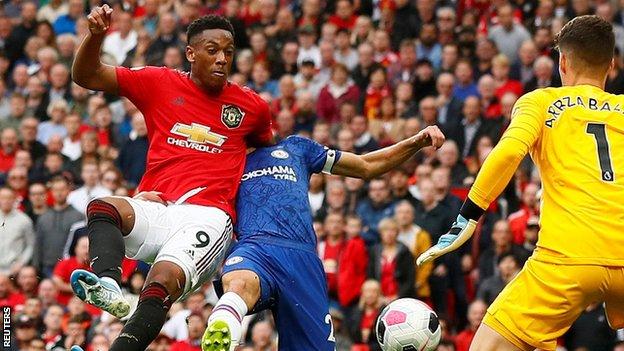 Anthony Martial to return to Manchester United training