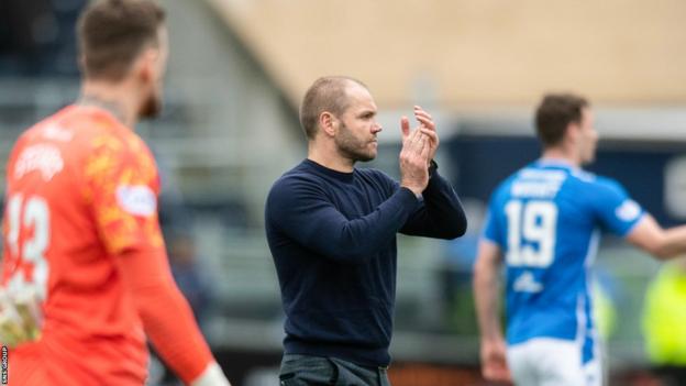 Robbie Neilson applauds travelling fans after last weekend's 2-1 loss at Kilmarnock